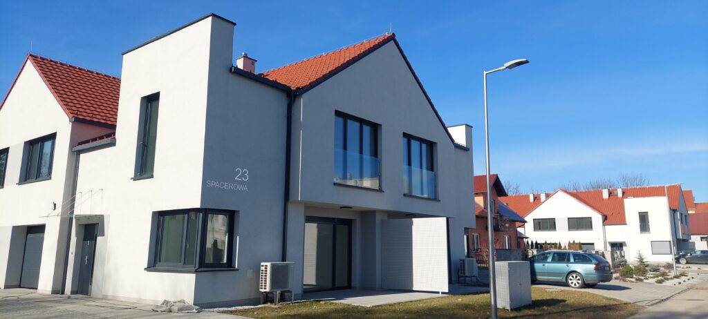 Budowa osiedla budynków mieszkalnych Spacerowe Zacisze - Kąty Wrocławskie - Generalny Wykonawca